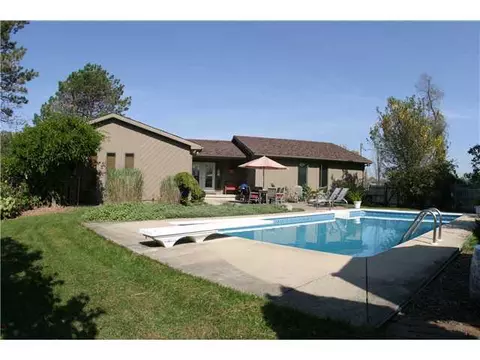 819 Barry, Haslett, MI 48840 photo 1