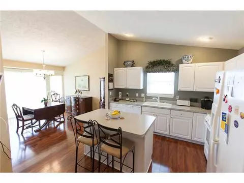 3426 Ramsgate Dr, Lansing, MI 48906 photo 3