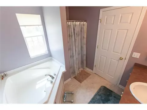3426 Ramsgate Dr, Lansing, MI 48906 photo 5