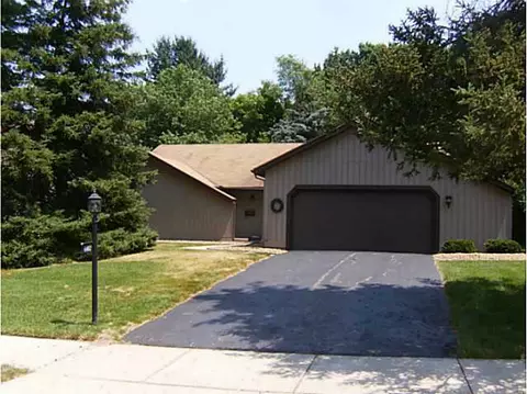 4482 Comanche Dr, Okemos, MI 48864 photo 1