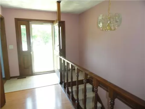 3 Laura Ln, Dewitt, MI 48820 photo 2