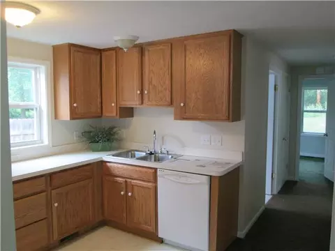 2826 Timber, Lansing, MI 48917 photo 8