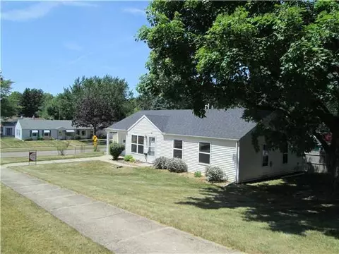 2826 Timber, Lansing, MI 48917 photo 2