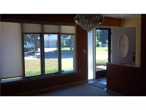 2216 E Libbi, Lansing, MI 48917 photo 3