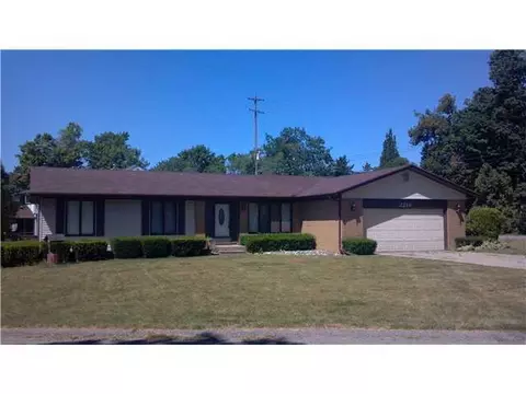 2216 E Libbi, Lansing, MI 48917 photo 1