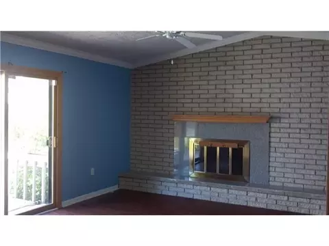 2216 E Libbi, Lansing, MI 48917 photo 4