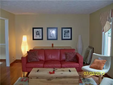3869 Binghampton Dr, Okemos, MI 48864 photo 3