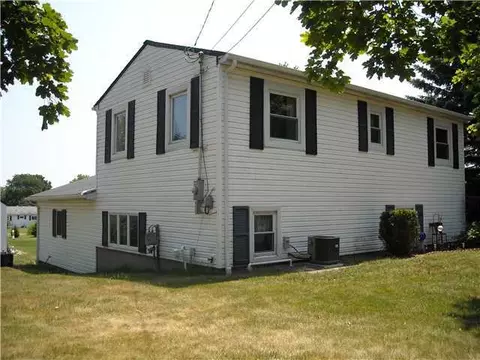 5035 Sleight, Bath, MI 48808 photo 2