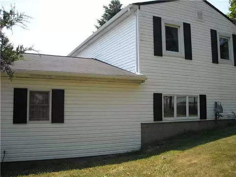 5035 Sleight, Bath, MI 48808 photo 3