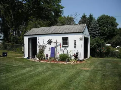 5035 Sleight, Bath, MI 48808 photo 10