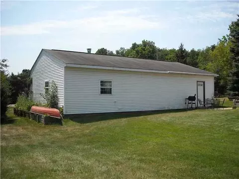 5035 Sleight, Bath, MI 48808 photo 9