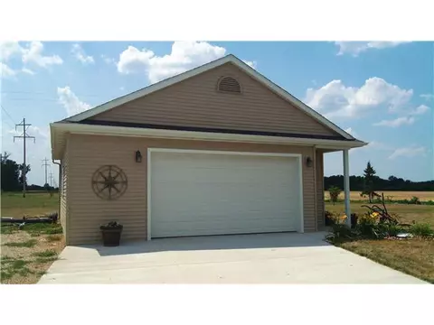 8722 S Airport Rd, Dewitt, MI 48820 photo 5