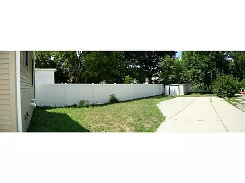 847 Baker St, Lansing, MI 48910 photo 25