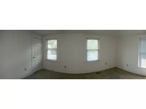 847 Baker St, Lansing, MI 48910 photo 11