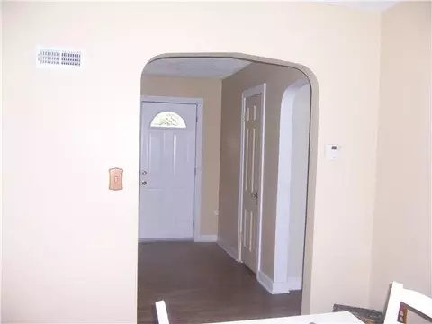 727 Smith Ave, Lansing, MI 48910 photo 9
