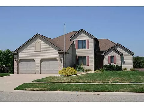 1727 Killarney Dr, Holt, MI 48842 photo 1