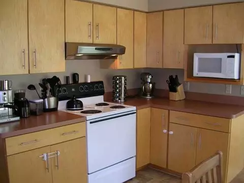 2196 Kent, Okemos, MI 48864 photo 6
