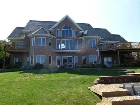 404 Shoreline, Dewitt, MI 48820 photo 24