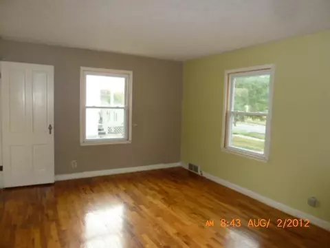 567 S Dexter, Lansing, MI 48910 photo 2