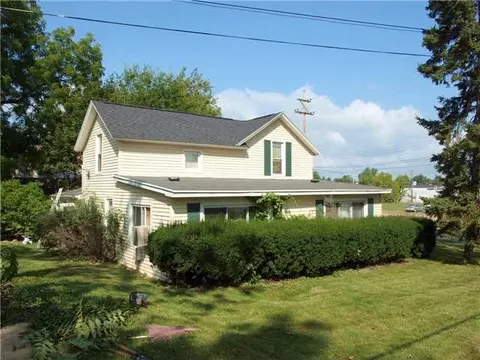 308 E Railroad St, Saint Johns, MI 48879 photo 3