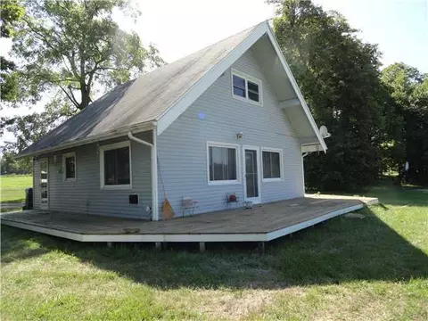 395 Sunset Dr, Dowling, MI 49050 photo 1