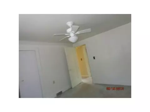 2123 Lyons, Lansing, MI 48910 photo 6