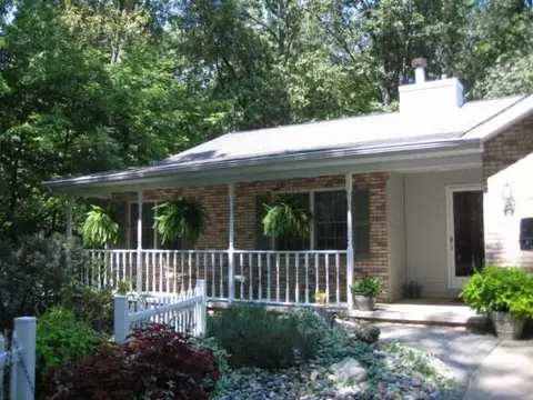 1008 Elmwood, Dewitt, MI 48820 photo 1