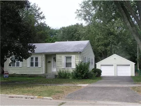 1008 Williams St, Williamston, MI 48895 photo 1