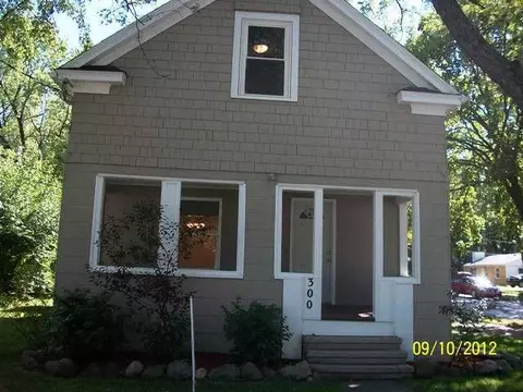 300 E Cavanaugh, Lansing, MI 48910 photo 1