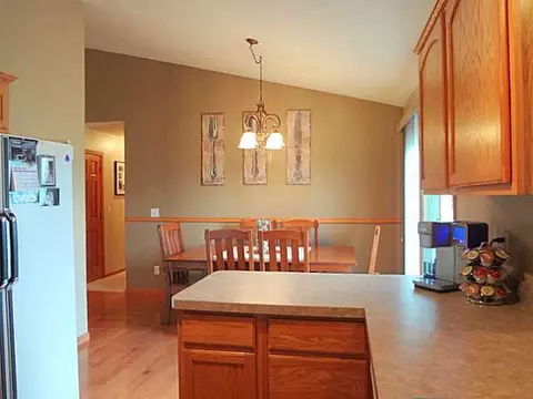 8934 S S Grv, Dewitt, MI 48820 photo 4