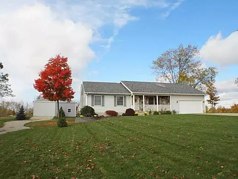 8934 S S Grv, Dewitt, MI 48820 photo 1