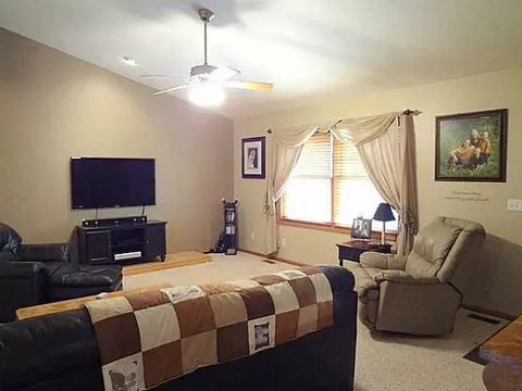 8934 S S Grv, Dewitt, MI 48820 photo 2