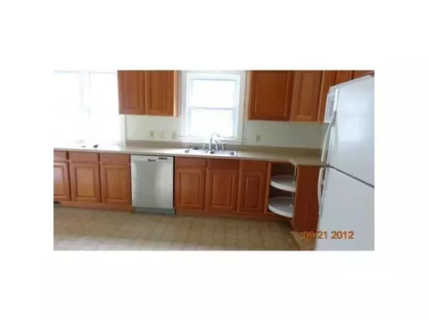 2072 Halton, Okemos, MI 48864 photo 8