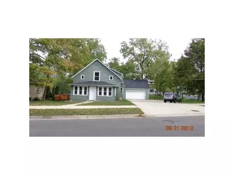 2072 Halton, Okemos, MI 48864 photo 1