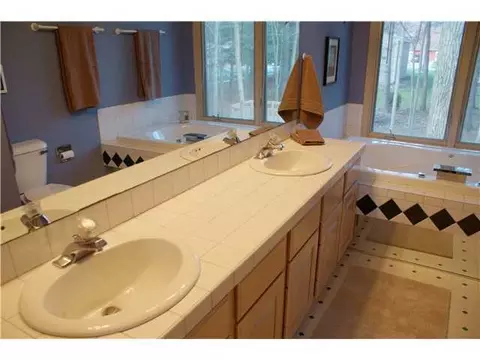 6022 Oak Park Trl, Haslett, MI 48840 photo 14