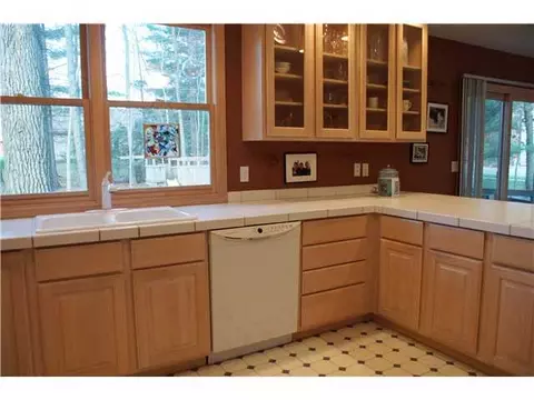 6022 Oak Park Trl, Haslett, MI 48840 photo 7