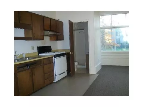 500 E Walker St, Saint Johns, MI 48879 photo 3