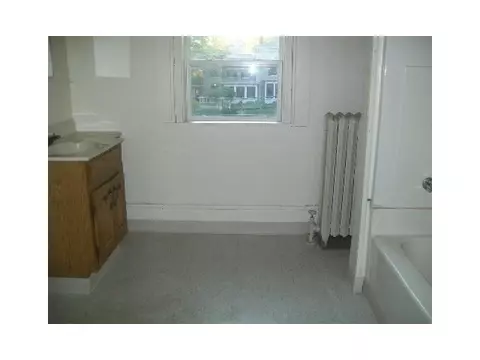 500 E Walker St, Saint Johns, MI 48879 photo 4
