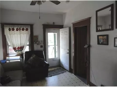 1009 Beech St, Lansing, MI 48912 photo 3