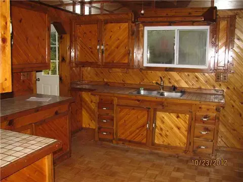 3476 Bath Rd, Perry, MI 48872 photo 3