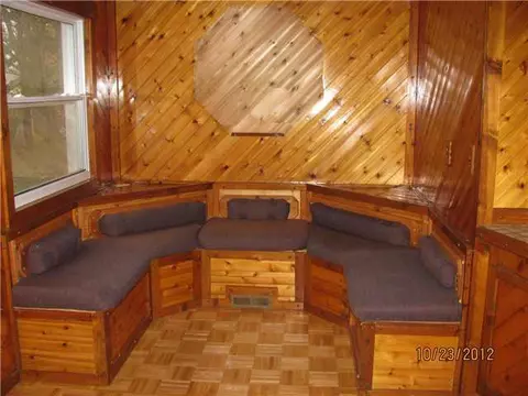 3476 Bath Rd, Perry, MI 48872 photo 4