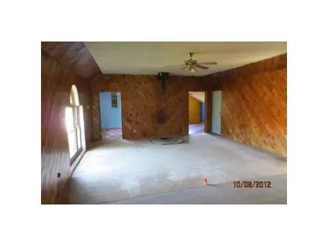 9737 E Pakes Rd, Crystal, MI 48818 photo 2