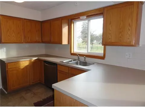 4613 Addison Rd, Lansing, MI 48917 photo 8