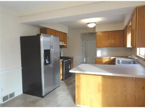 4613 Addison Rd, Lansing, MI 48917 photo 7