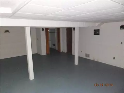512 Iris Ave, Lansing, MI 48917 photo 7