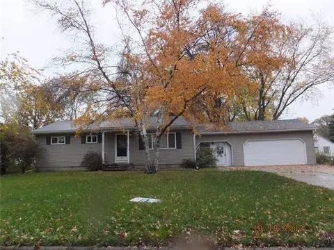 512 Iris Ave, Lansing, MI 48917 photo 1