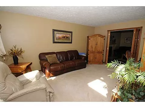 914 Button Rd, Okemos, MI 48864 photo 4