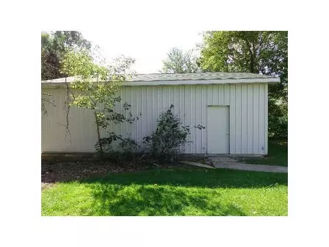 8906 E State Rd, Haslett, MI 48840 photo 10