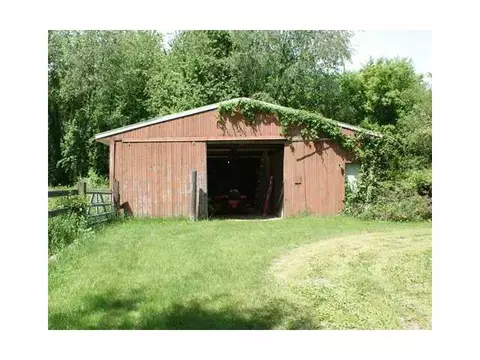 1864 Barry Rd, Williamston, MI 48895 photo 8