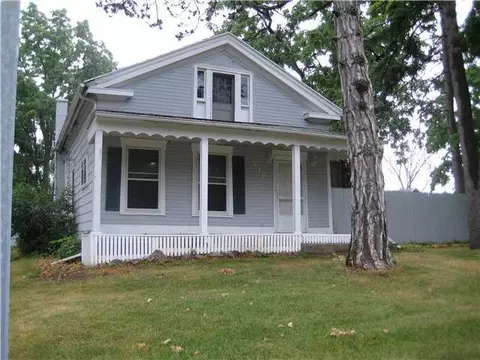110 E Webb, Dewitt, MI 48820 photo 1